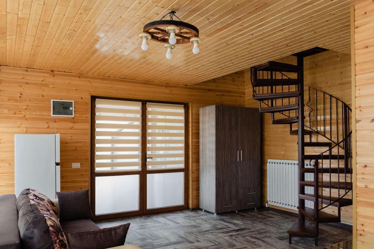 La Maria Si Ioana Apartamento Curtea de Argeş Exterior foto