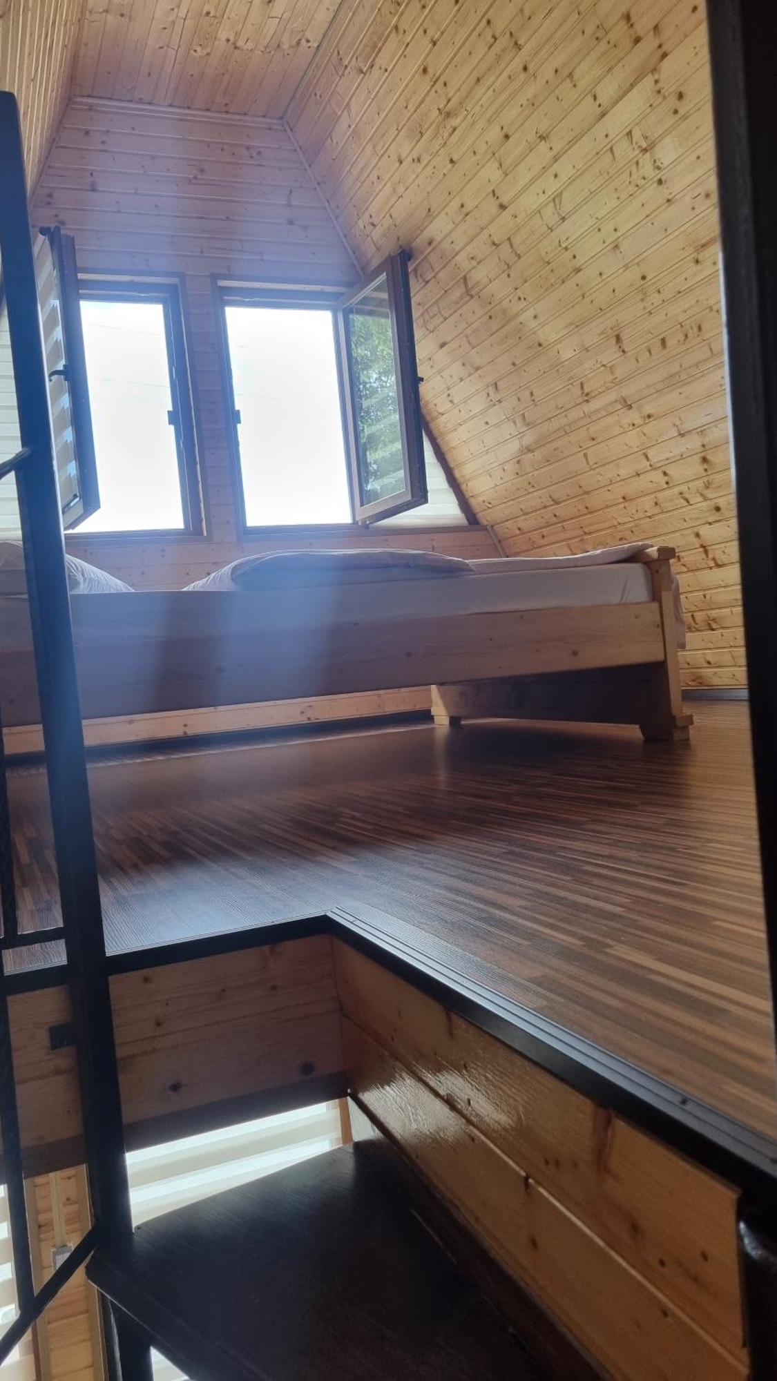 La Maria Si Ioana Apartamento Curtea de Argeş Exterior foto