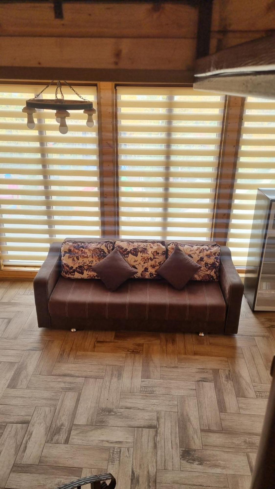 La Maria Si Ioana Apartamento Curtea de Argeş Exterior foto